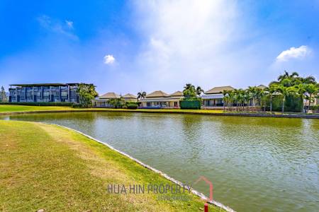 Black Mountain Golf Course : 3 Bedroom Luxury Pool Villa With Stunning Views