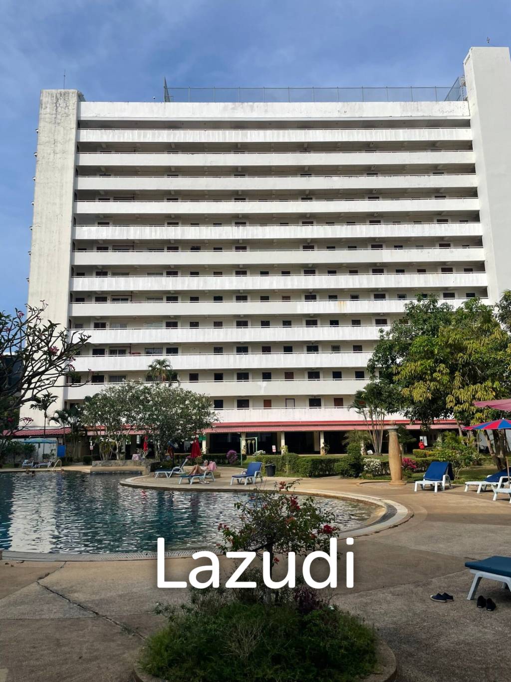 Spacious Studio | Waking to Patong Beach