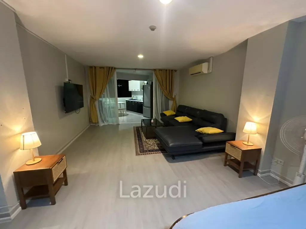 Spacious Studio | Waking to Patong Beach