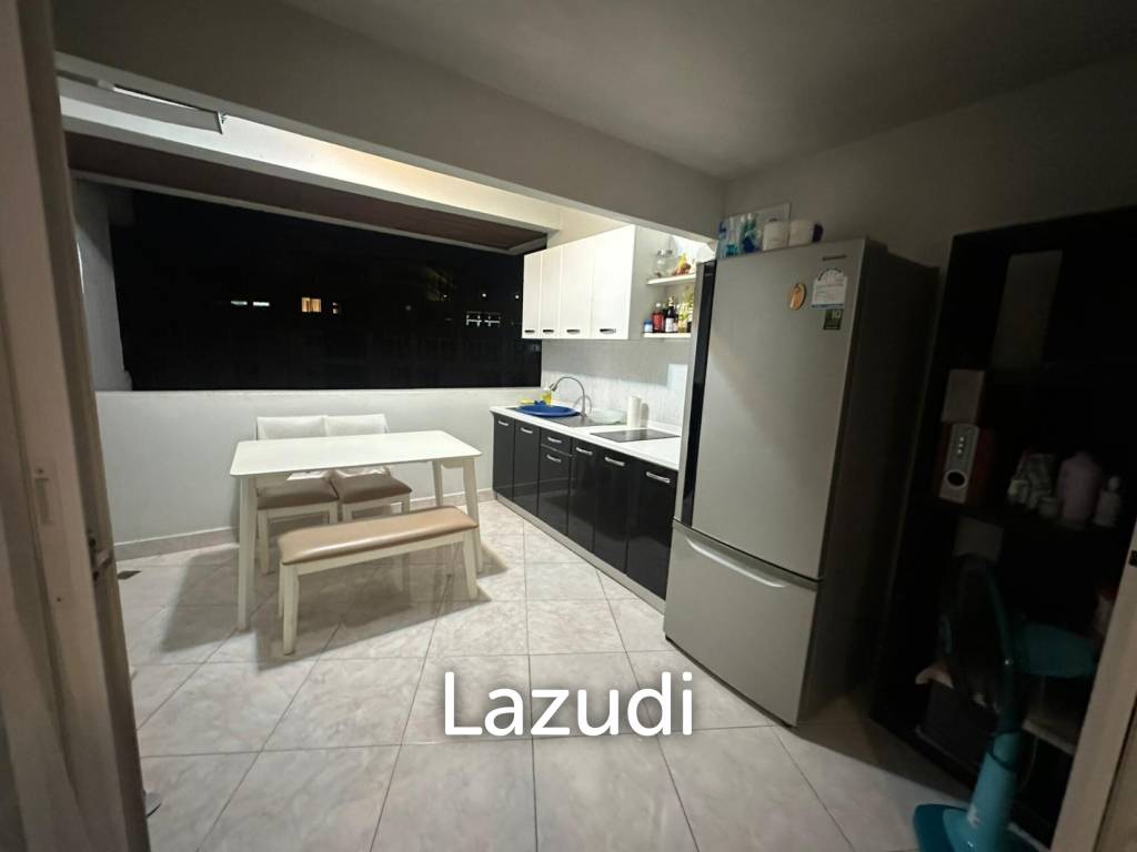 Spacious Studio | Waking to Patong Beach