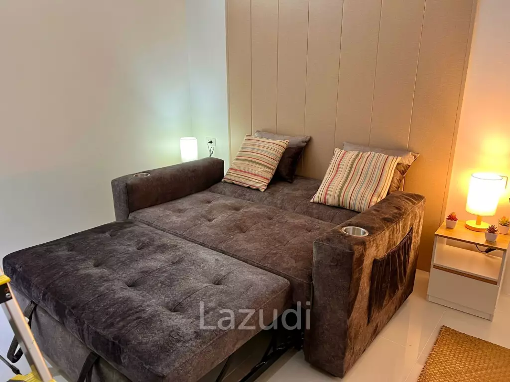 Modern Foreign Freehold Condo in Kathu.