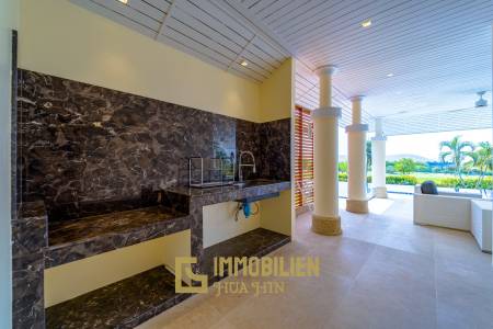 1,738 metro cuadrado 5 ` 6 Baño Villa de Venta