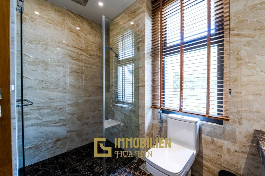 1,738 m² 5 Chambre 6 Salle de bain Villa Pour Vente