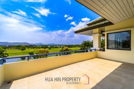 Black Mountain Golf Course : 5 Bedroom Luxury Mansion