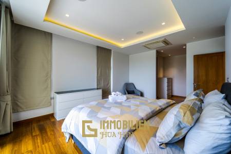 1,738 metro cuadrado 5 ` 6 Baño Villa de Venta