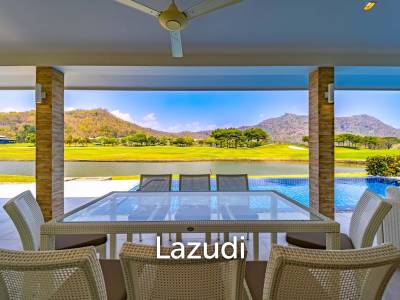 Black Mountain: Renovated 3 Bedroom Luxury Villa
