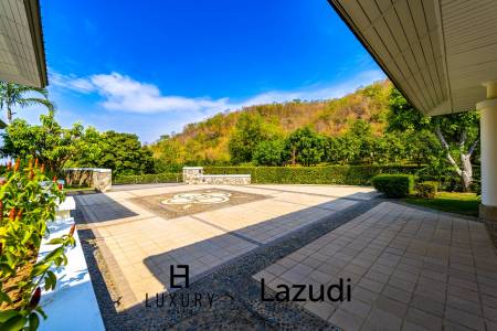 Black Mountain Golfplatz: Luxus Villa mit 5 Schlafzimmern