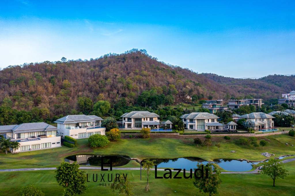 Black Mountain Golf Course : 5 Bedroom Luxury Mansion