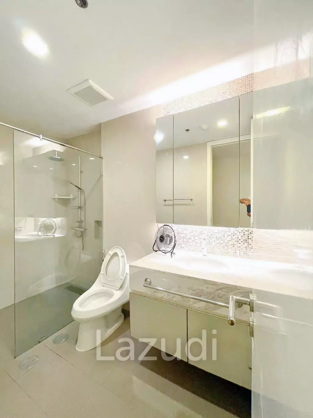 2 Bed 2 Bath 123 SQ.M Circle Living Prototype