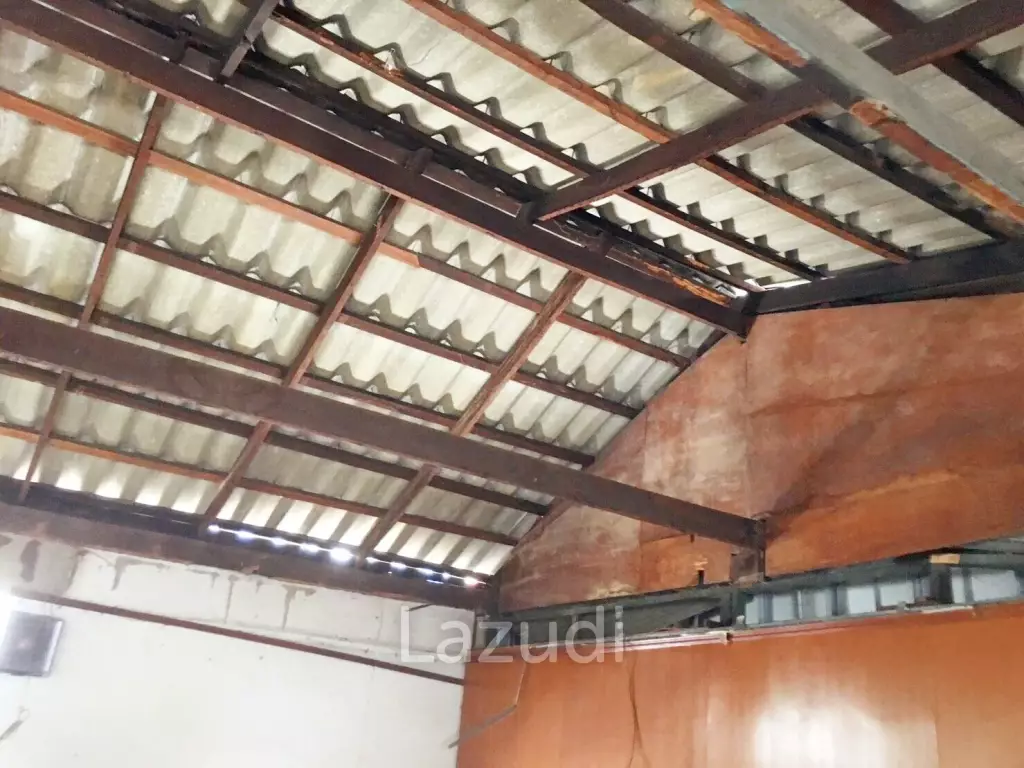 Authentic 3-Bed Townhouse in Heart of Bangkok