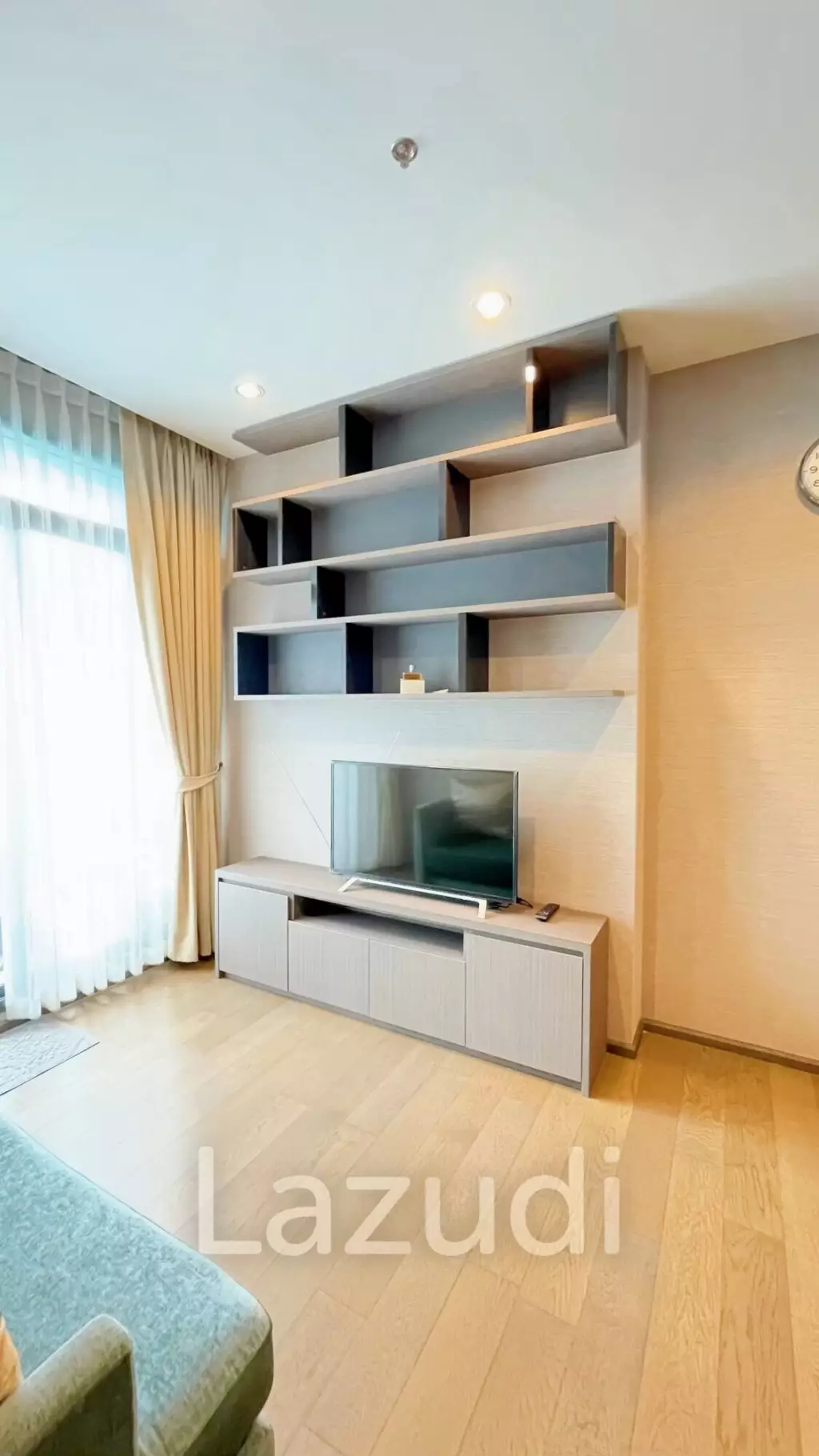 2 Bed 2 Bath 70 SQ.M The Diplomat Sathorn