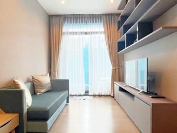 2 Bed 2 Bath 70 SQ.M The Diplomat Sathorn