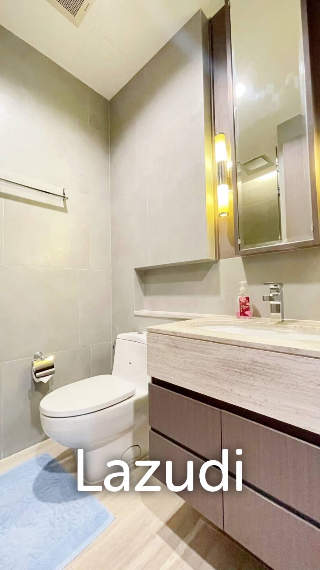 2 Bed 2 Bath 70 SQ.M The Diplomat Sathorn