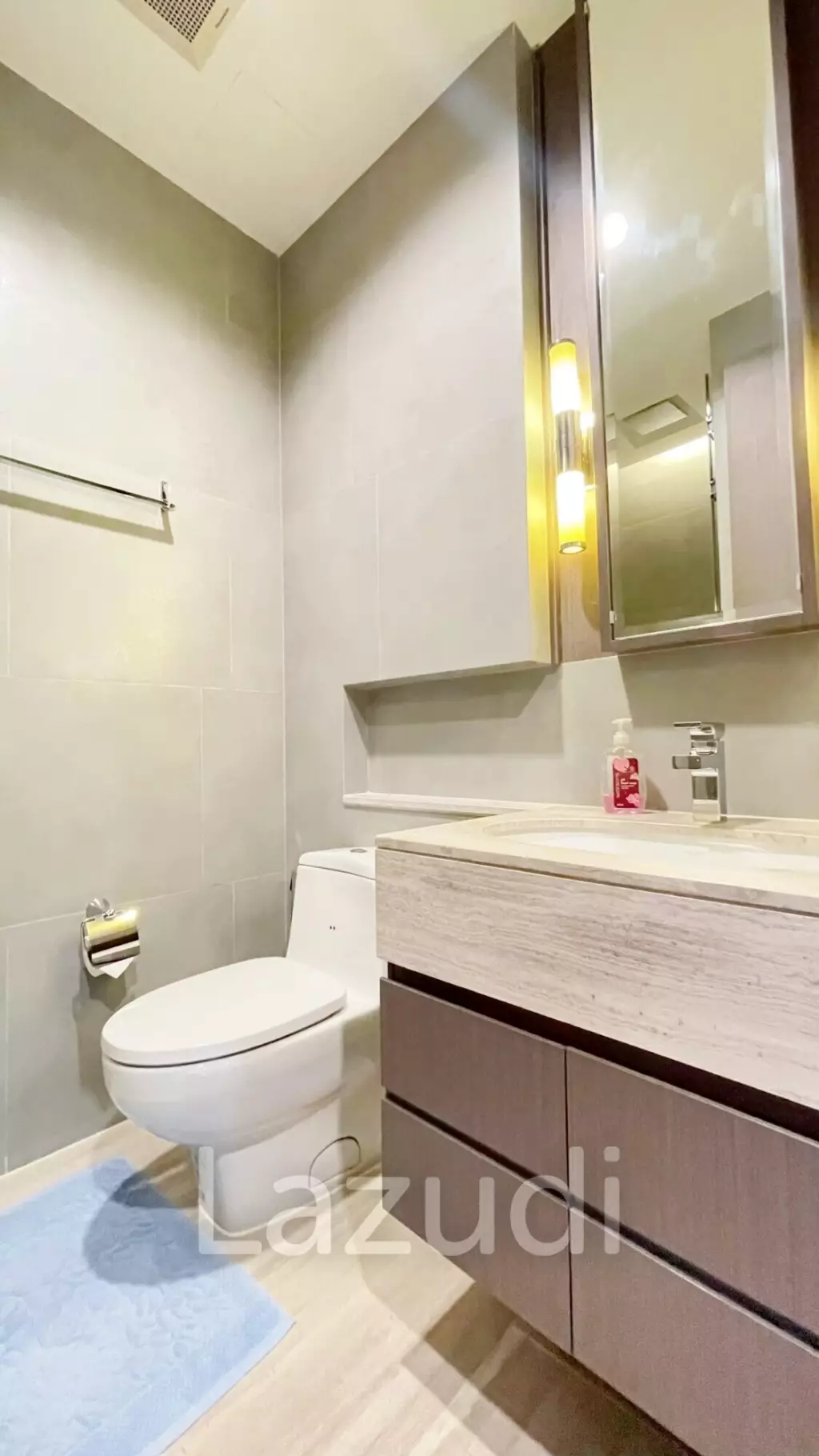 2 Bed 2 Bath 70 SQ.M The Diplomat Sathorn
