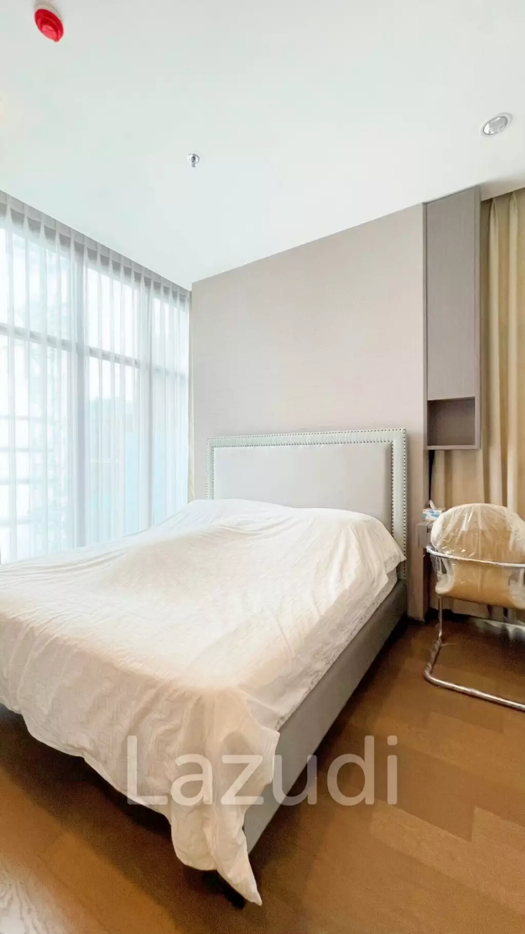 2 Bed 2 Bath 70 SQ.M The Diplomat Sathorn