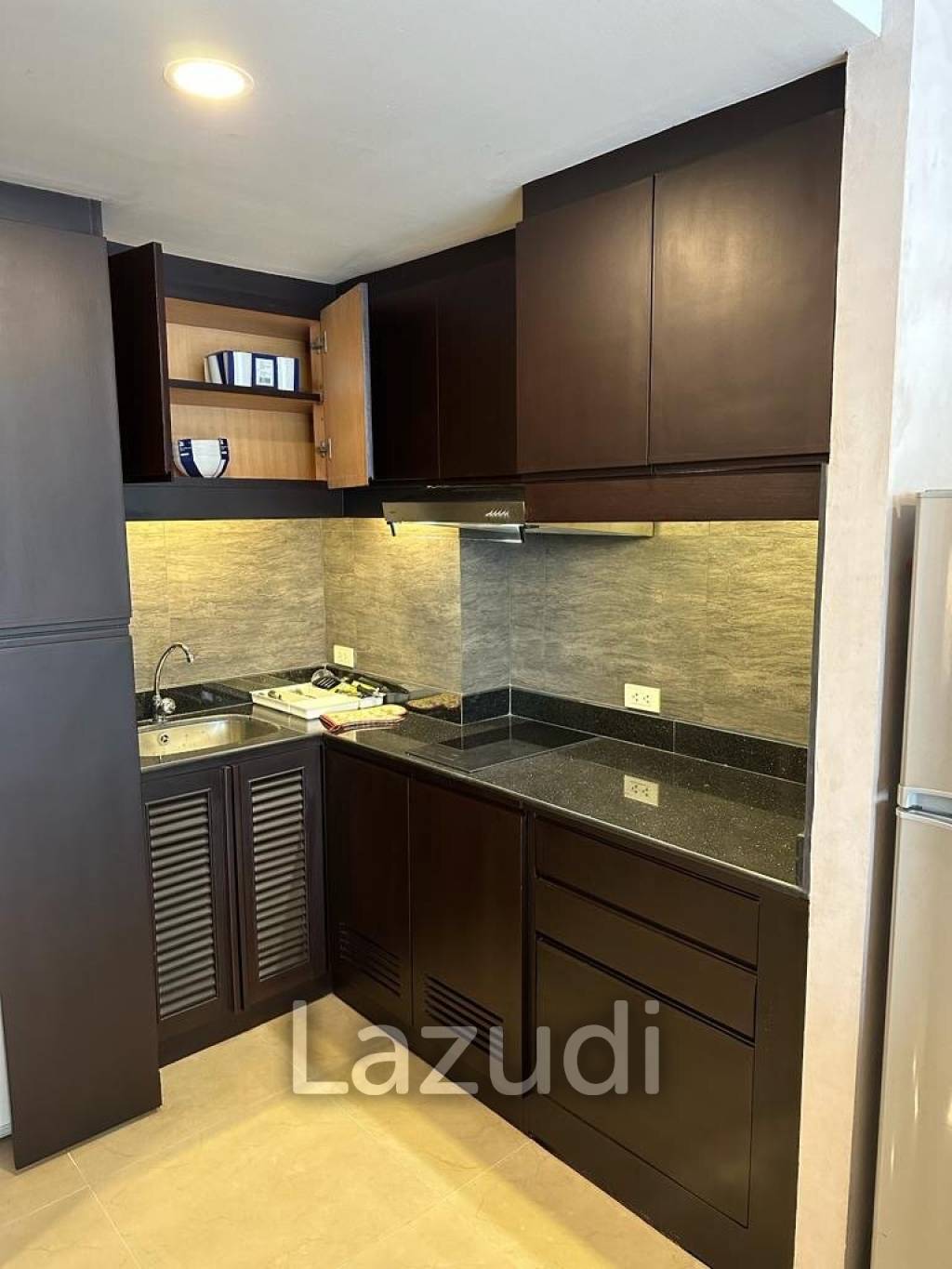 1 Bed 2 Baths 45 SQ.M Twin Peaks Condominium