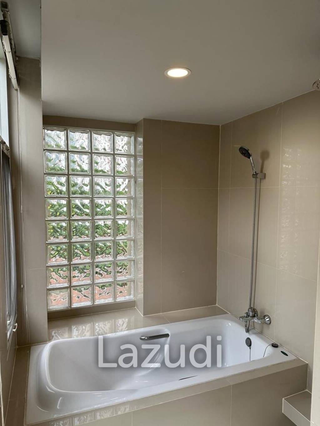 1 Bed 2 Baths 45 SQ.M Twin Peaks Condominium