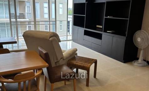 1 Bed 2 Baths 45 SQ.M Twin Peaks Condominium
