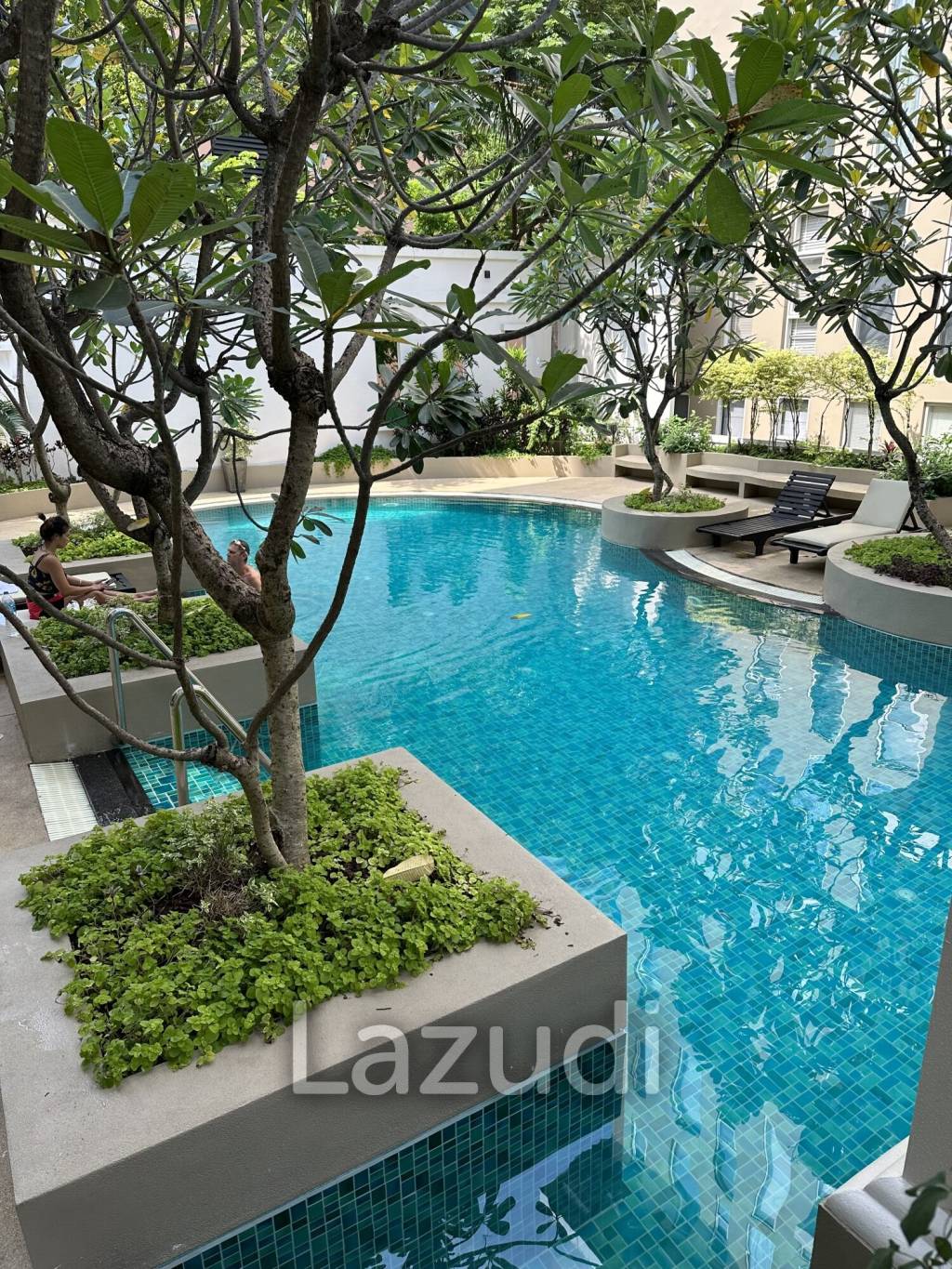 1 Bed 2 Baths 45 SQ.M Twin Peaks Condominium