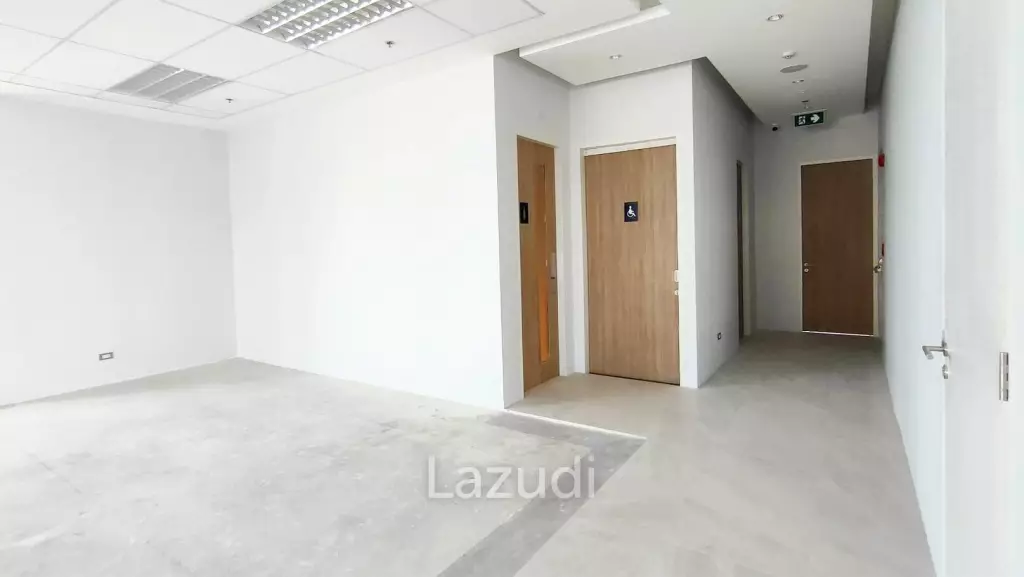 Office space for rent at Asoke