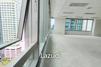 Office space for rent at Asoke