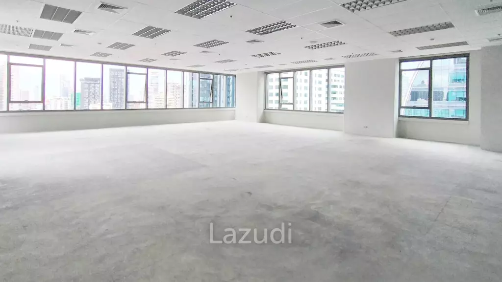 Office space for rent at Asoke