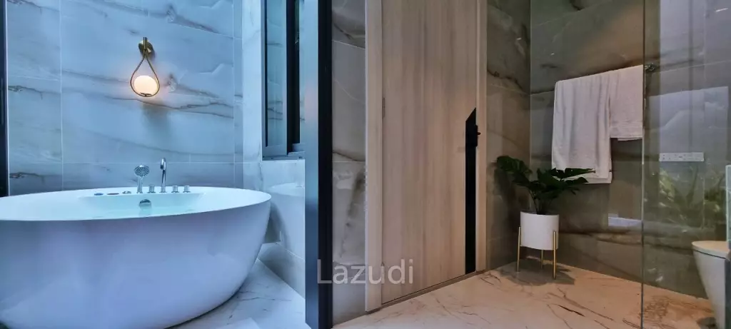 6 Beds 11 Baths  Luxury Pool Villas in Jomtien