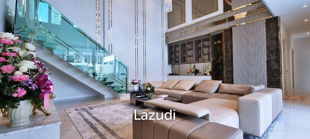 6 Beds 11 Baths  Luxury Pool Villas in Jomtien