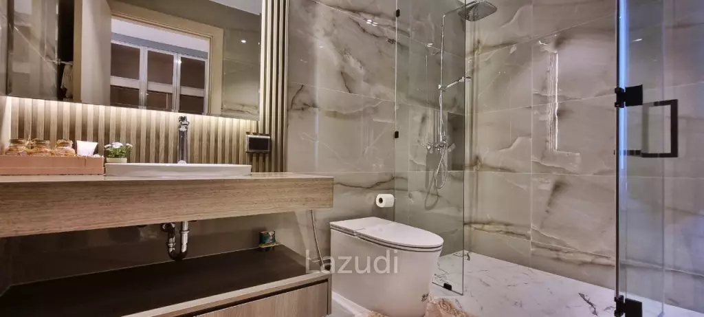 6 Beds 11 Baths  Luxury Pool Villas in Jomtien