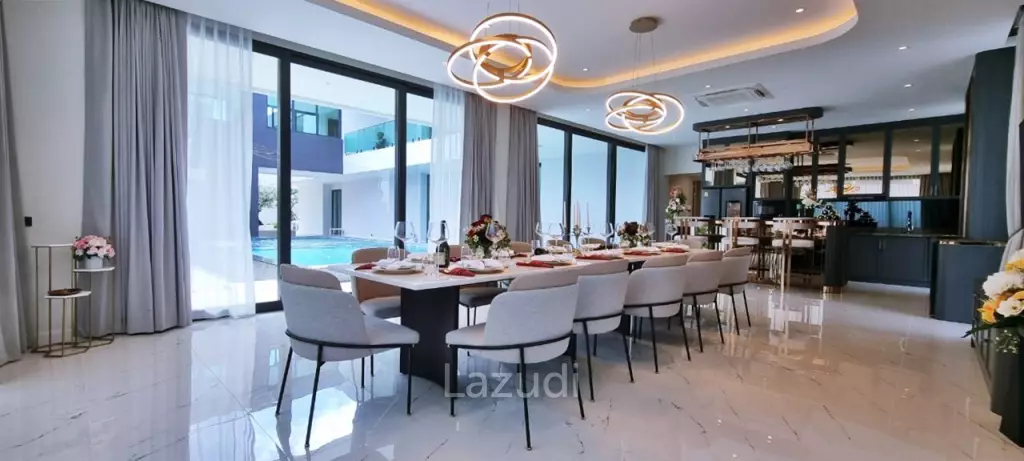 6 Beds 11 Baths  Luxury Pool Villas in Jomtien