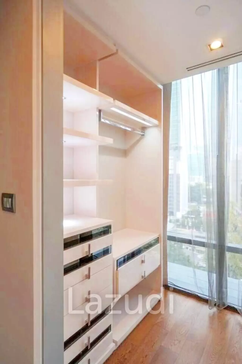 2 Bed 2 Bath 104 SQ.M The Bangkok Sathorn