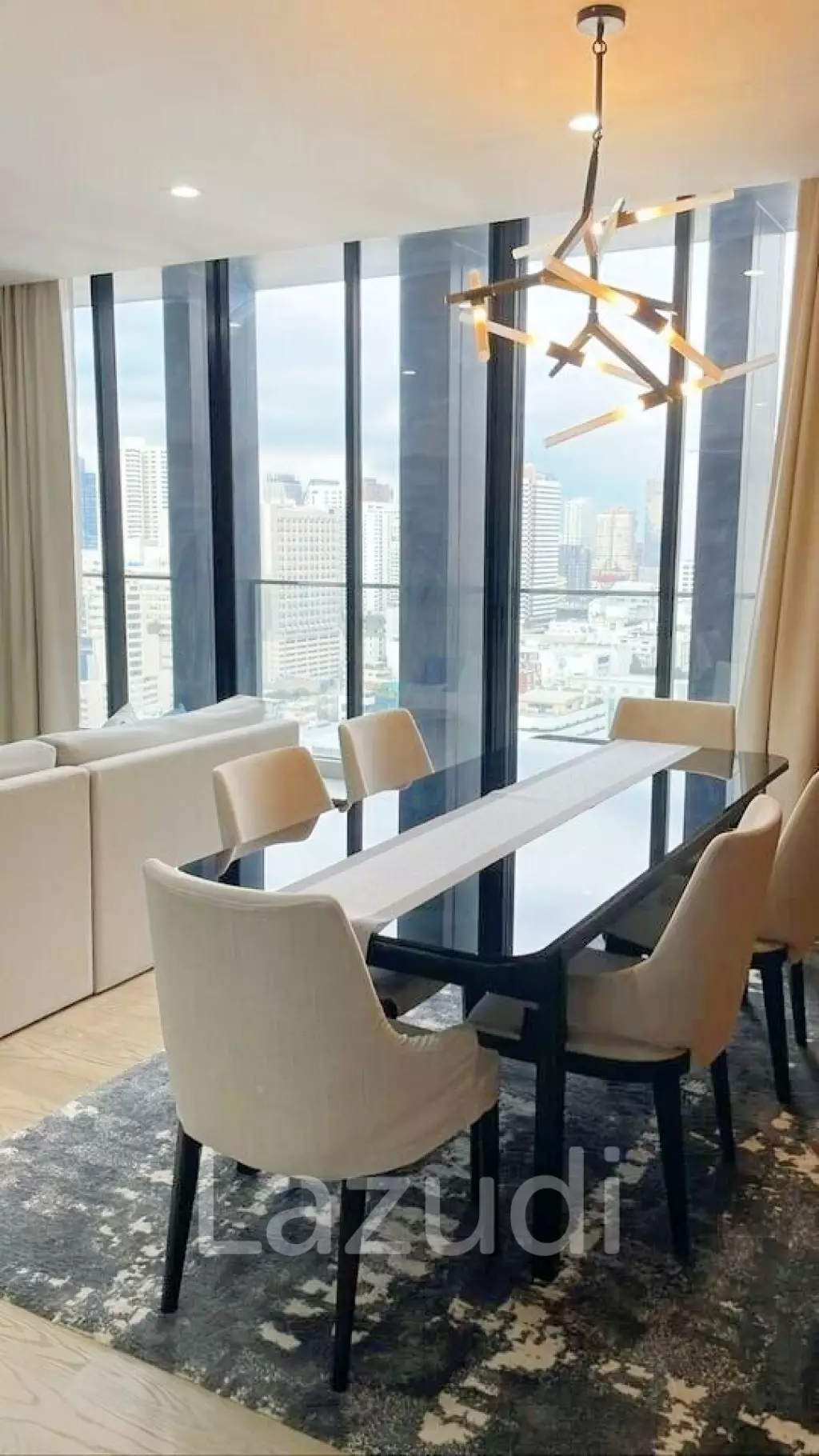 2 Bed 2 Bath 117 SQ.M Noble Ploenchit