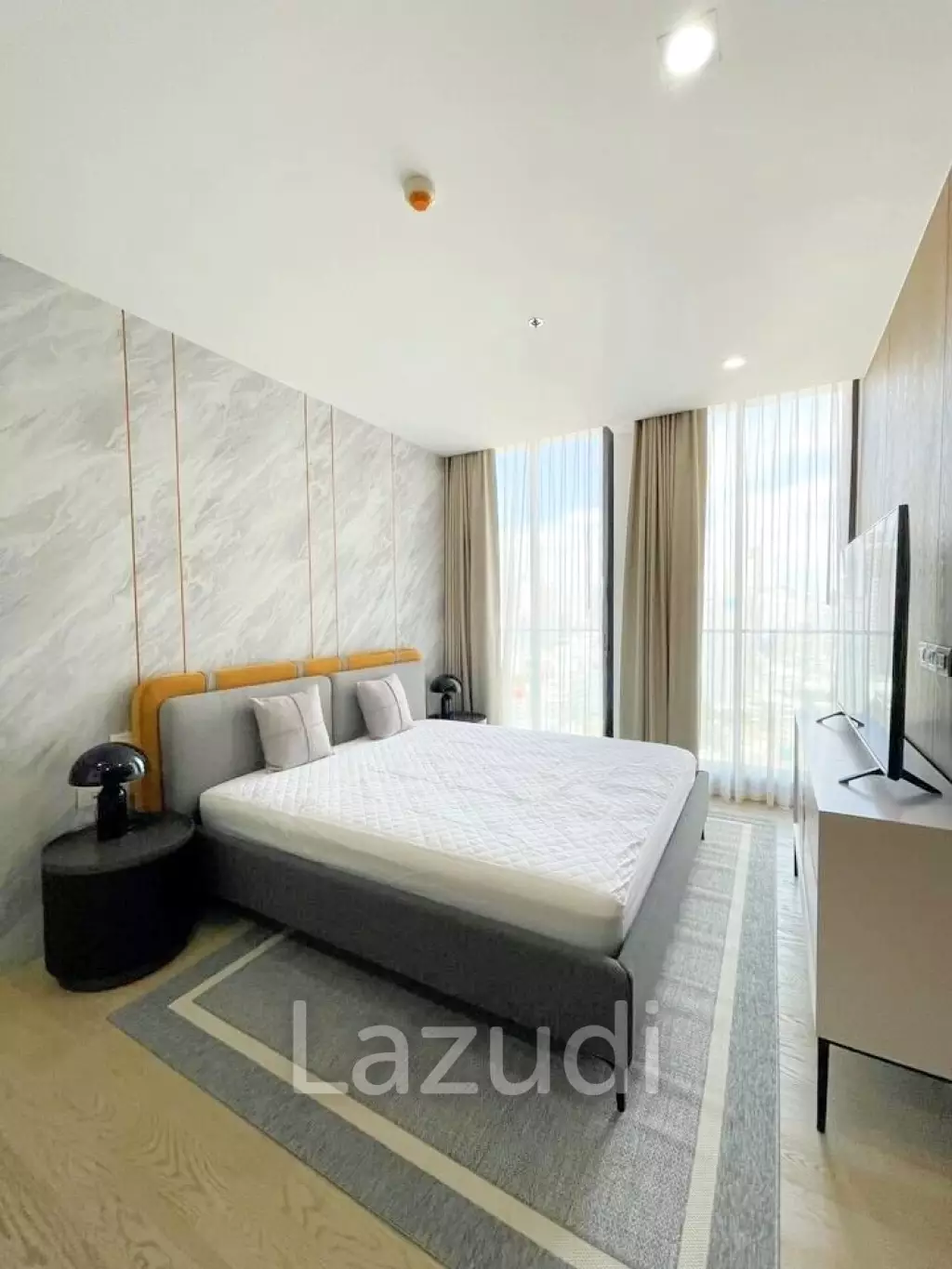 2 Bed 2 Bath 117 SQ.M Noble Ploenchit