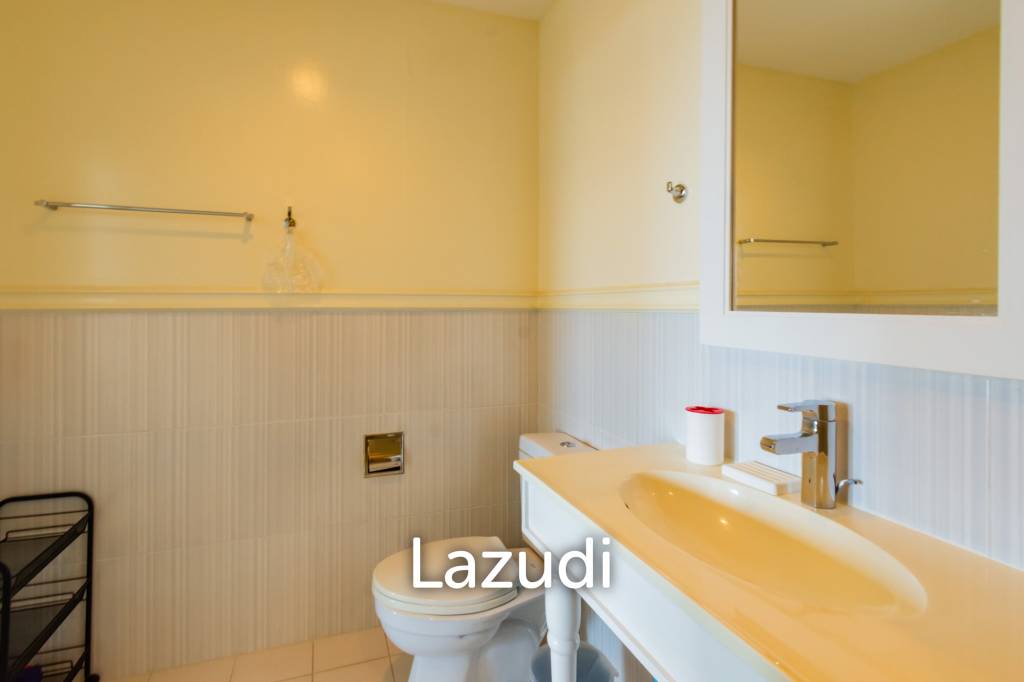 65 Sqm 2 Bed 2 Bath Condominium For Sale & Rent