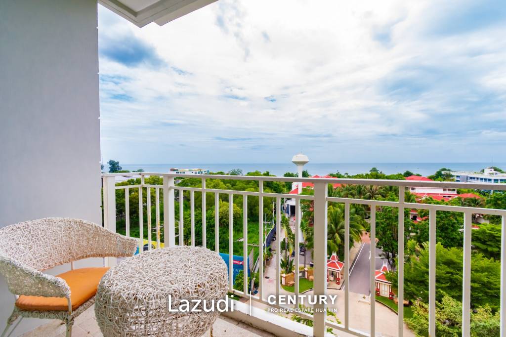 SUMMER :  2 Bed Seaview Condo