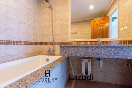 120 metro cuadrado 3 ` 2 Baño Condominio de Venta