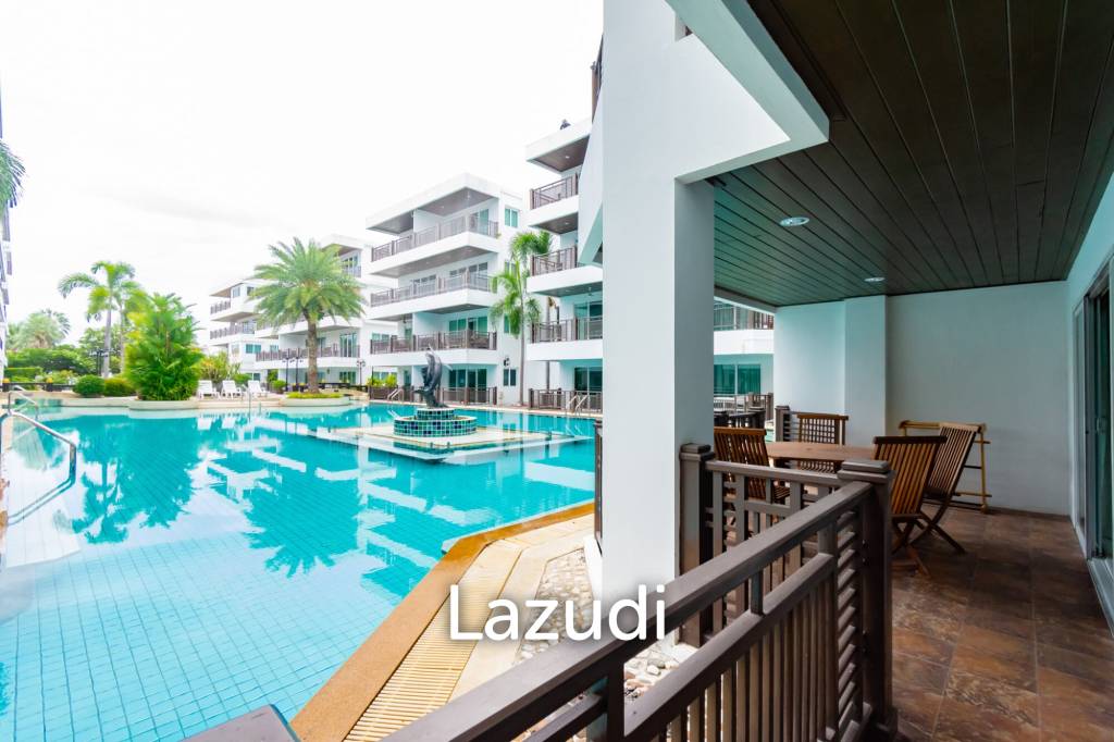 THE BEACH PALACE :  3 Bed Beachfront condo