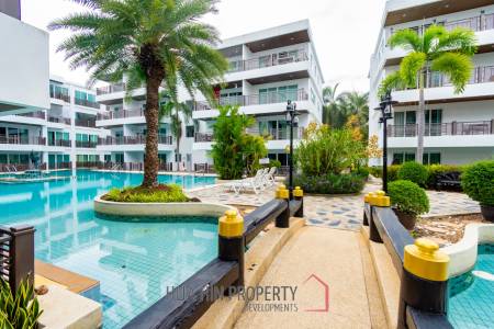 THE BEACH PALACE :  3 Bed Beachfront condo
