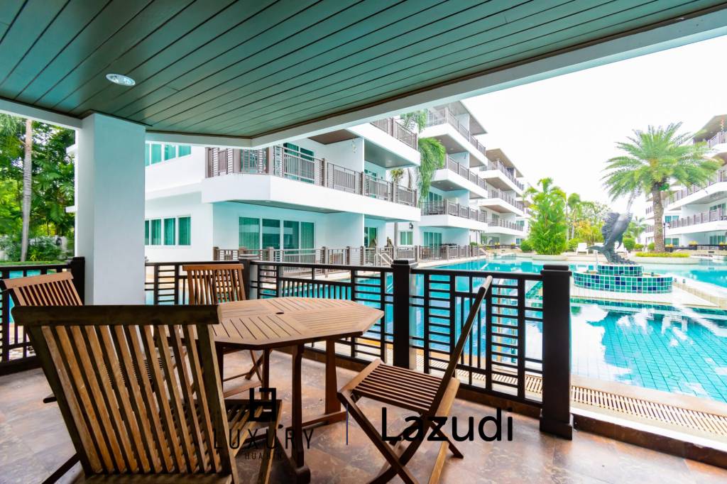 THE BEACH PALACE :  3 Bed Beachfront condo