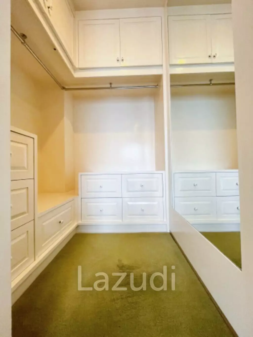 1 Bed 1 Bath 57 SQ.M at Noble Reflex