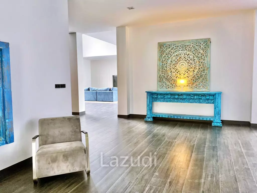 5 Bedrooms 6 Bathrooms 650 SQ.M Baan Mea 2