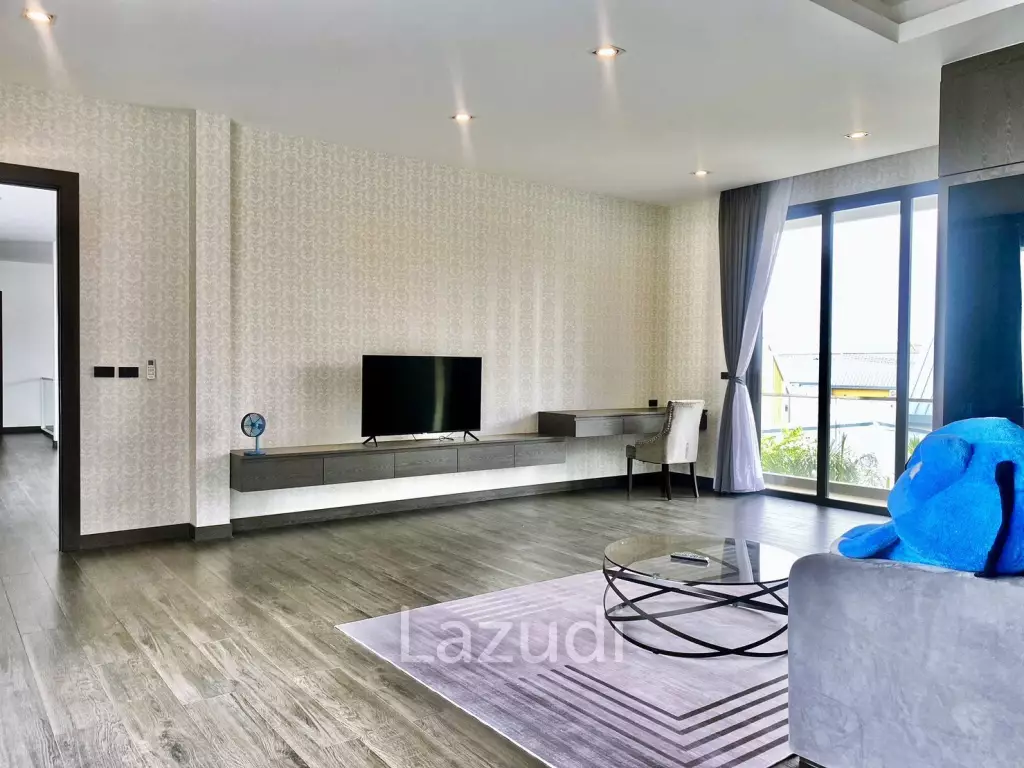 5 Bedrooms 6 Bathrooms 650 SQ.M Baan Mea 2