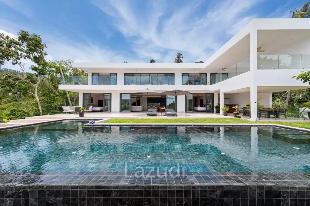 Luxury 5-Bedroom Sea View Villa in Prime Lamai