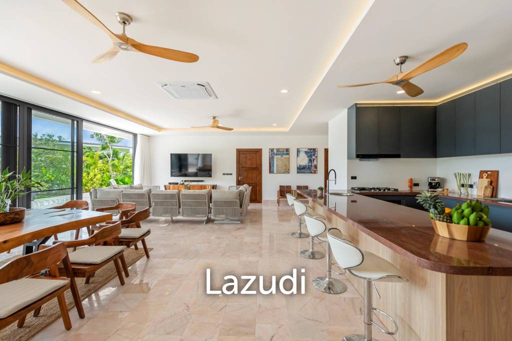 Luxury 5-Bedroom Sea View Villa in Prime Lamai