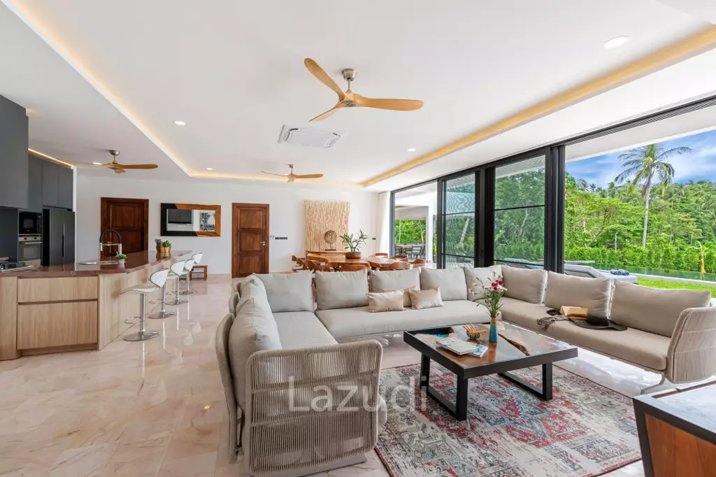 Luxury 5-Bedroom Sea View Villa in Prime Lamai