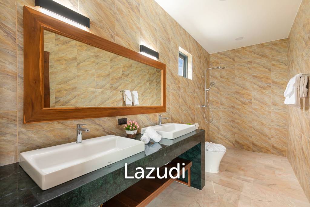 Luxury 5-Bedroom Sea View Villa in Prime Lamai