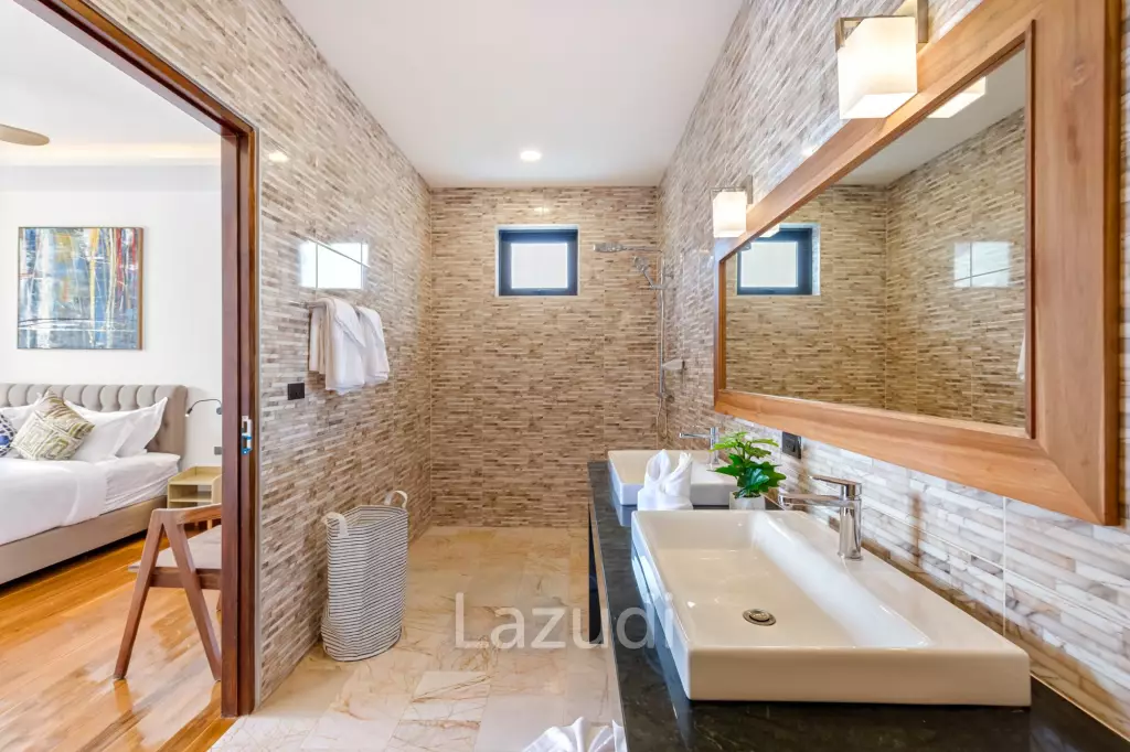 Luxury 5-Bedroom Sea View Villa in Prime Lamai