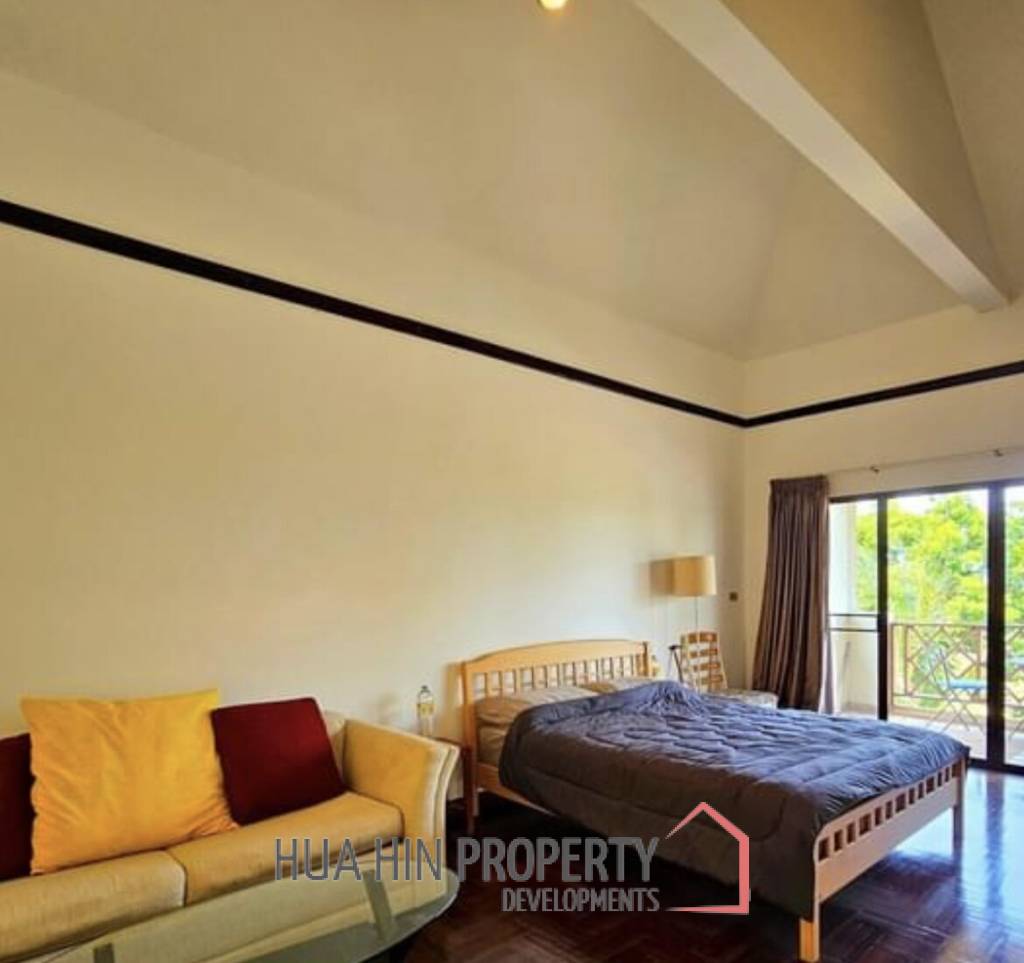 PALM HILLS CONDO  : 3 bed condo with Golf  membership