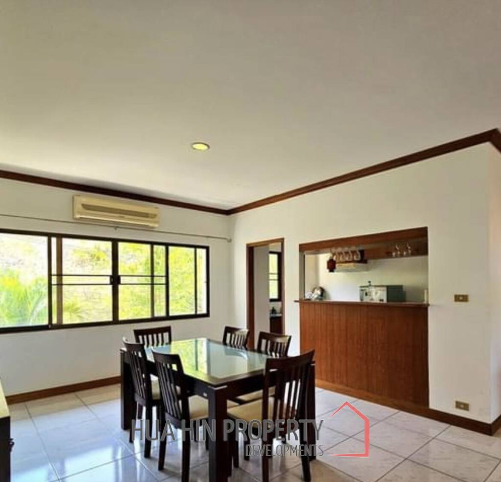 PALM HILLS CONDO  : 3 bed condo with Golf  membership