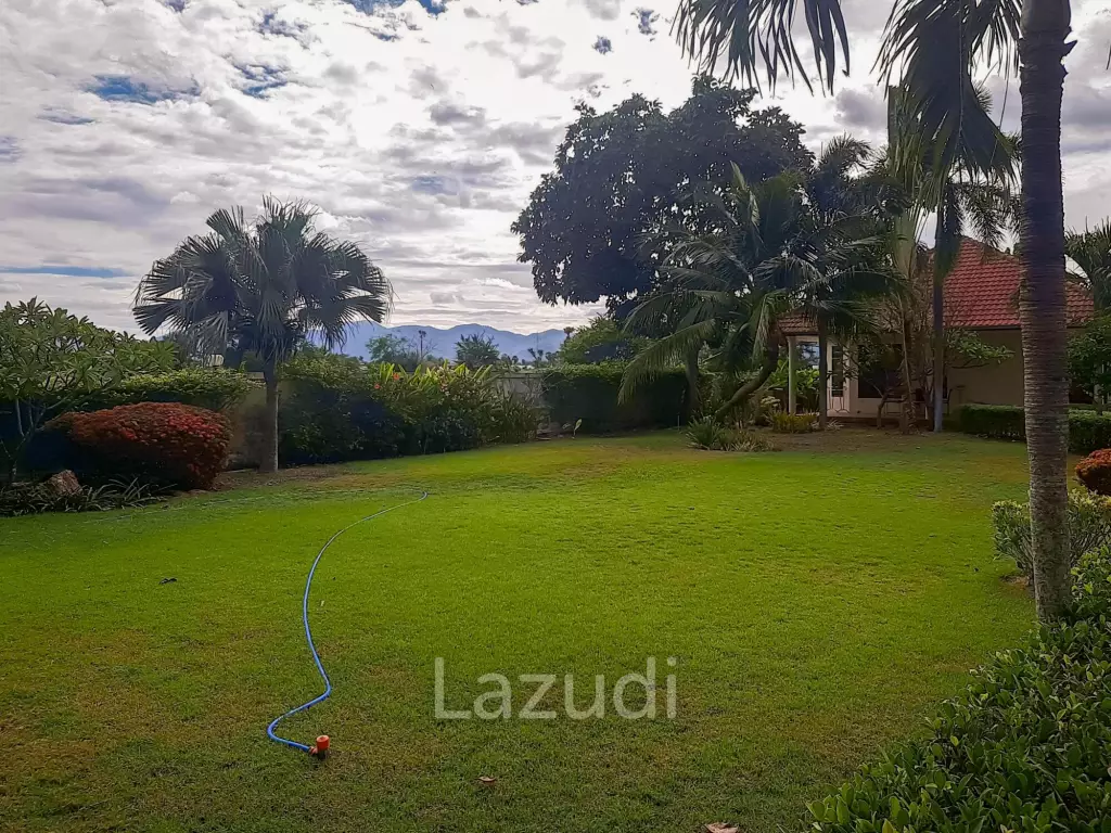 Swiss Orchid Cha-am 1 Bed 1 Bath Mountain View